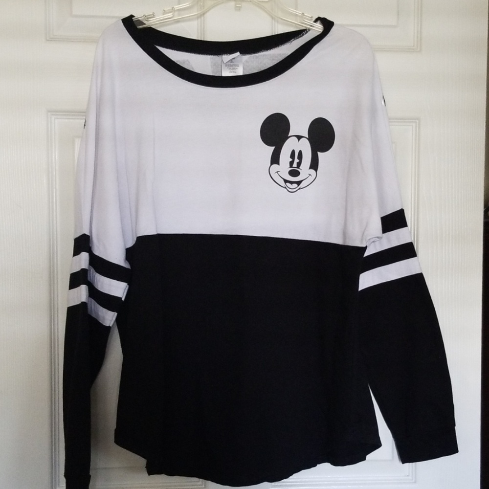 Long sleeve shirt